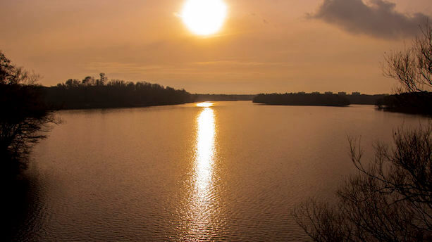 Die sechs-Seen-Platte ist eine der schönsten Seenlandschaften des Ruhrgebiets. Erholung nah am Wasser