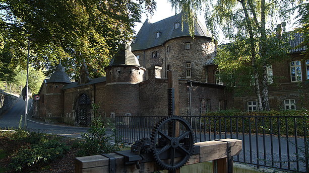 Ansicht des Haupteingangs von der Straße der Abtei Kornelimünster Aachen. Abtei Kornelimünster, Aachen