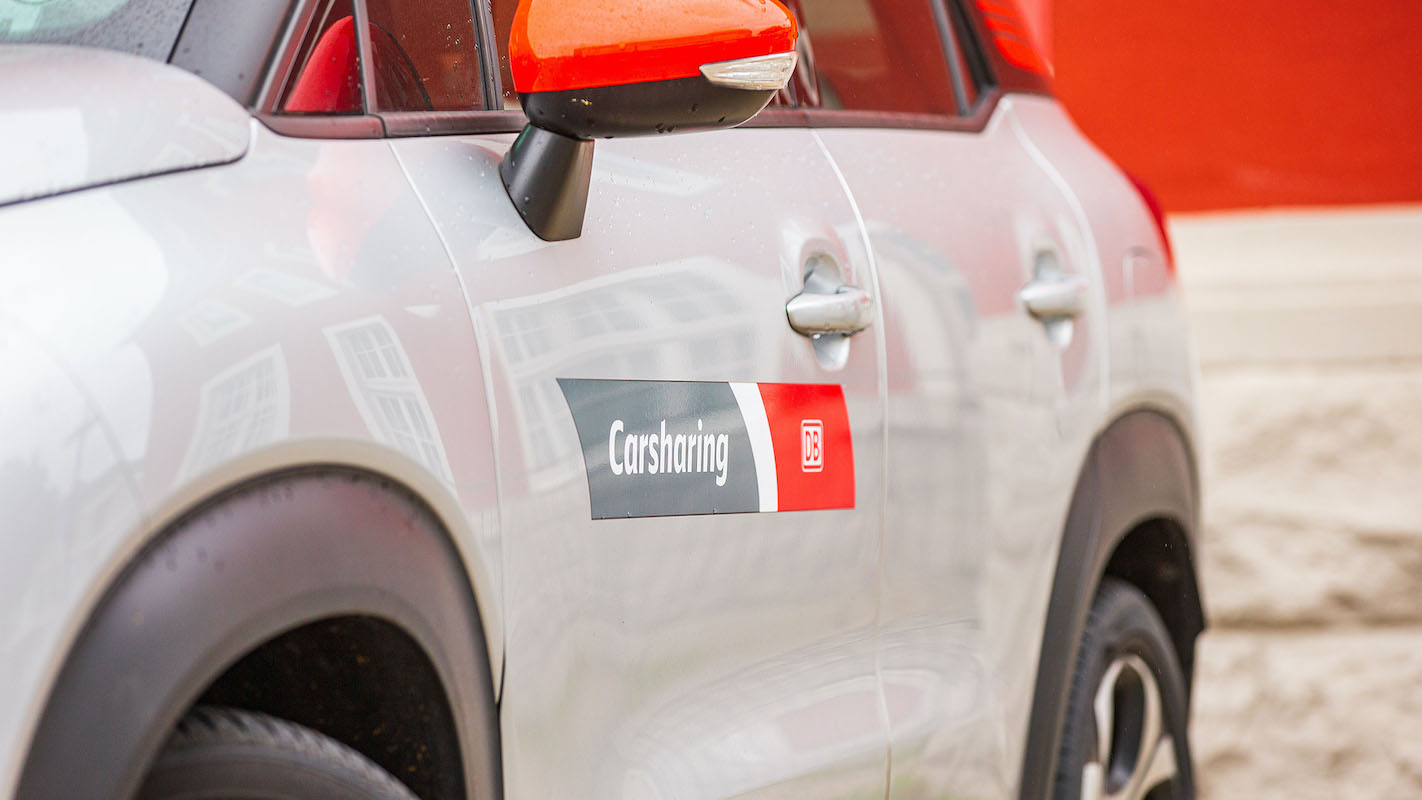 Carsharing der DB an der Mobilstation in Hamm.