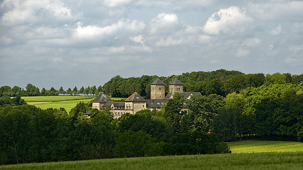 Ansicht der Baumberger Hügellandschaft mit Ludgerus-Dom. Baumbergetour, Billerbeck