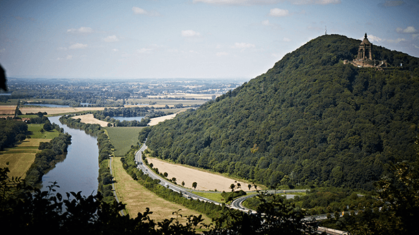 Unterwegs auf dem Weserberglandweg Unterwegs auf dem Weserberglandweg