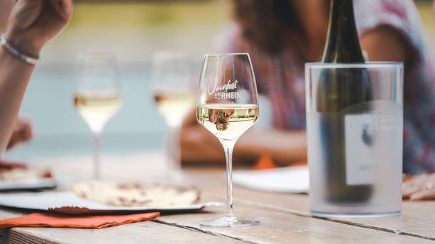Weinfest am Rhein Weinfest am Rhein